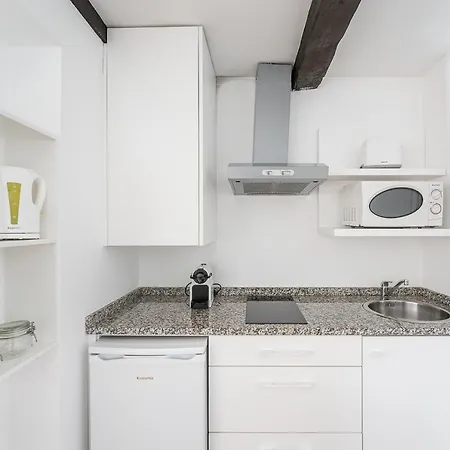 In Portugal - Ribeira Center 1 Apartment